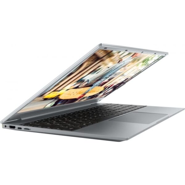 Medion Akoya E15301 AMD Ryzen 5 3500U/8 GB/256GB SSD/15.6" Reacondicionado