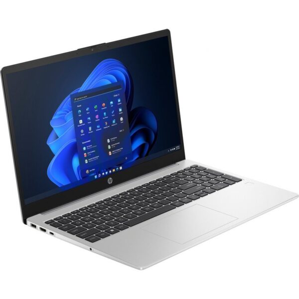 HP 255 G10 AMD Ryzen 7 7730U/16GB/512GB SSD/15.6" Reacondicionado