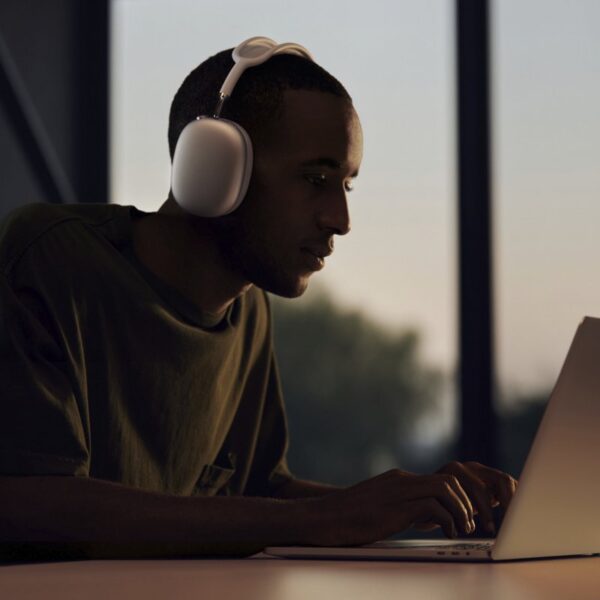 Apple AirPods Max Gris Espacial Reacondicionado