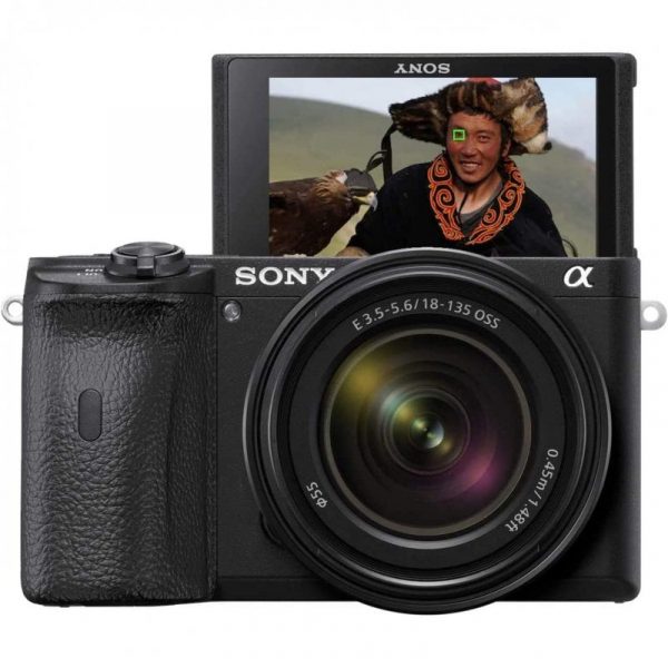 Sony Alpha 6600 24.2MP WiFi/Bluetooth + Objetivo 18-135mm F3.5-5.6 OSS Reacondicionado
